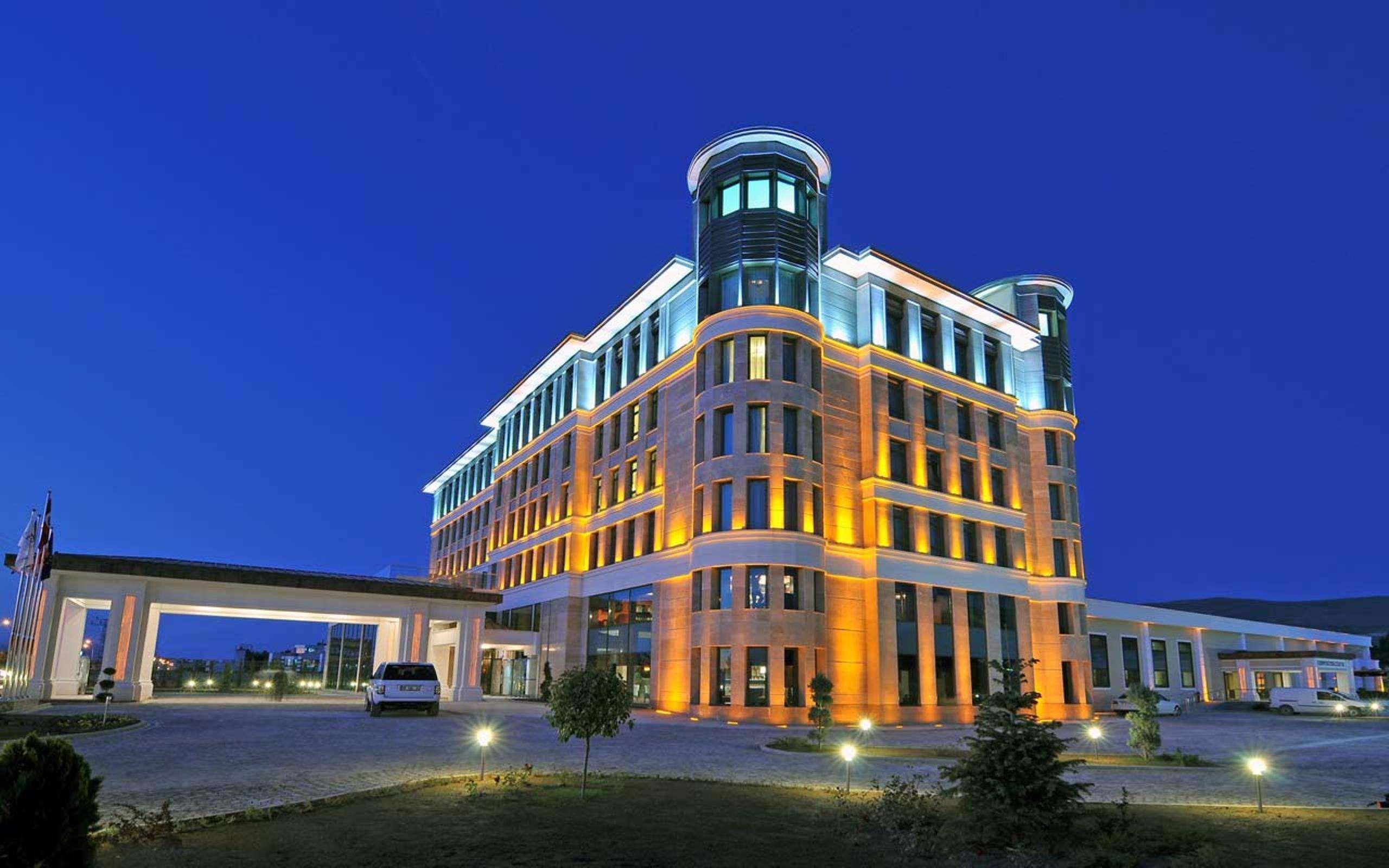 Doubletree By Hilton Wan Zewnętrze zdjęcie