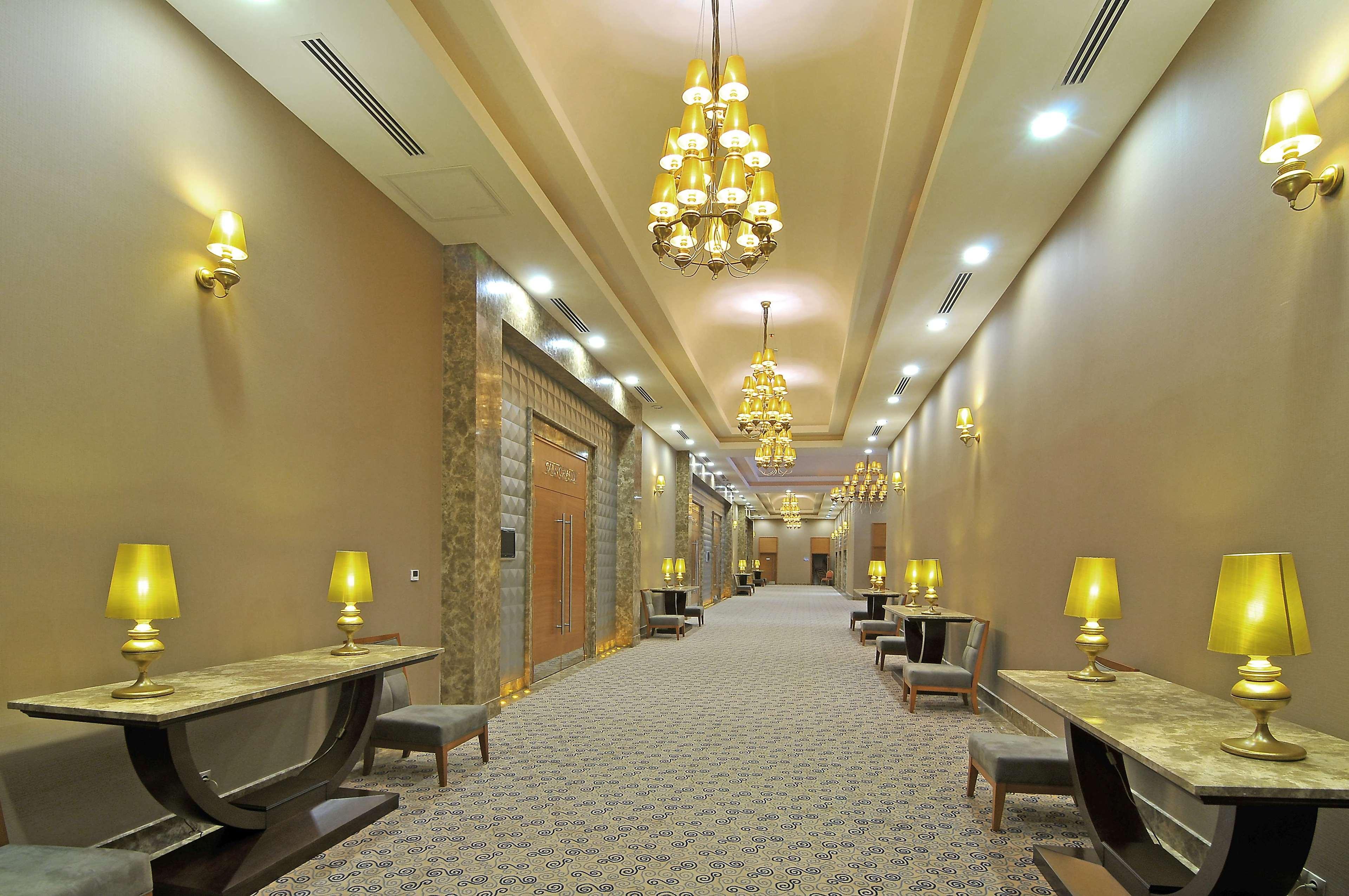 Doubletree By Hilton Wan Zewnętrze zdjęcie