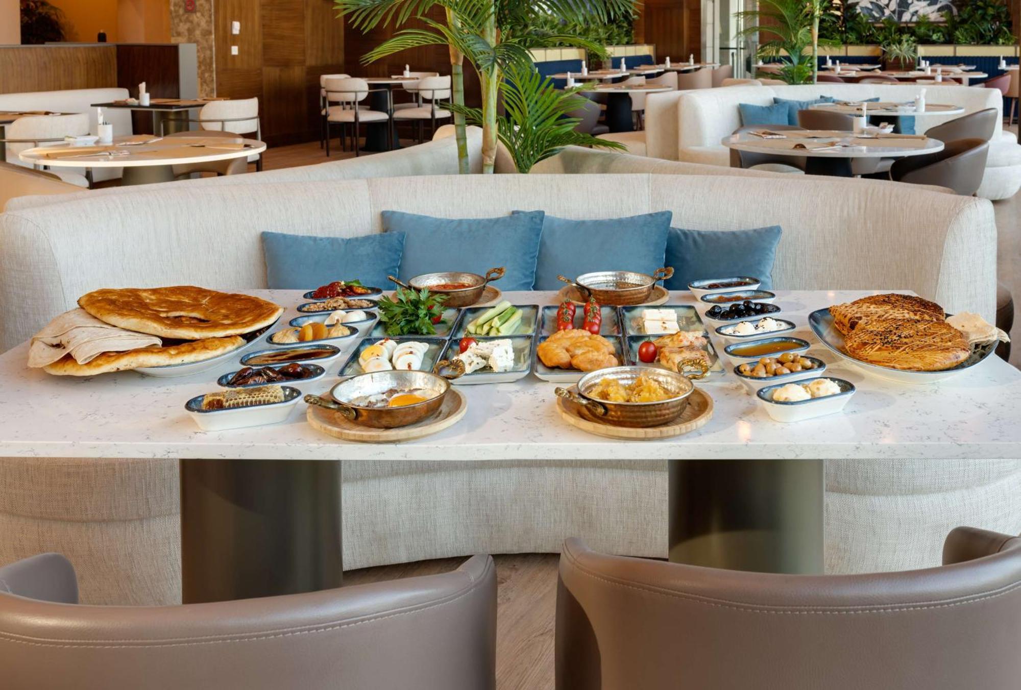Doubletree By Hilton Wan Zewnętrze zdjęcie